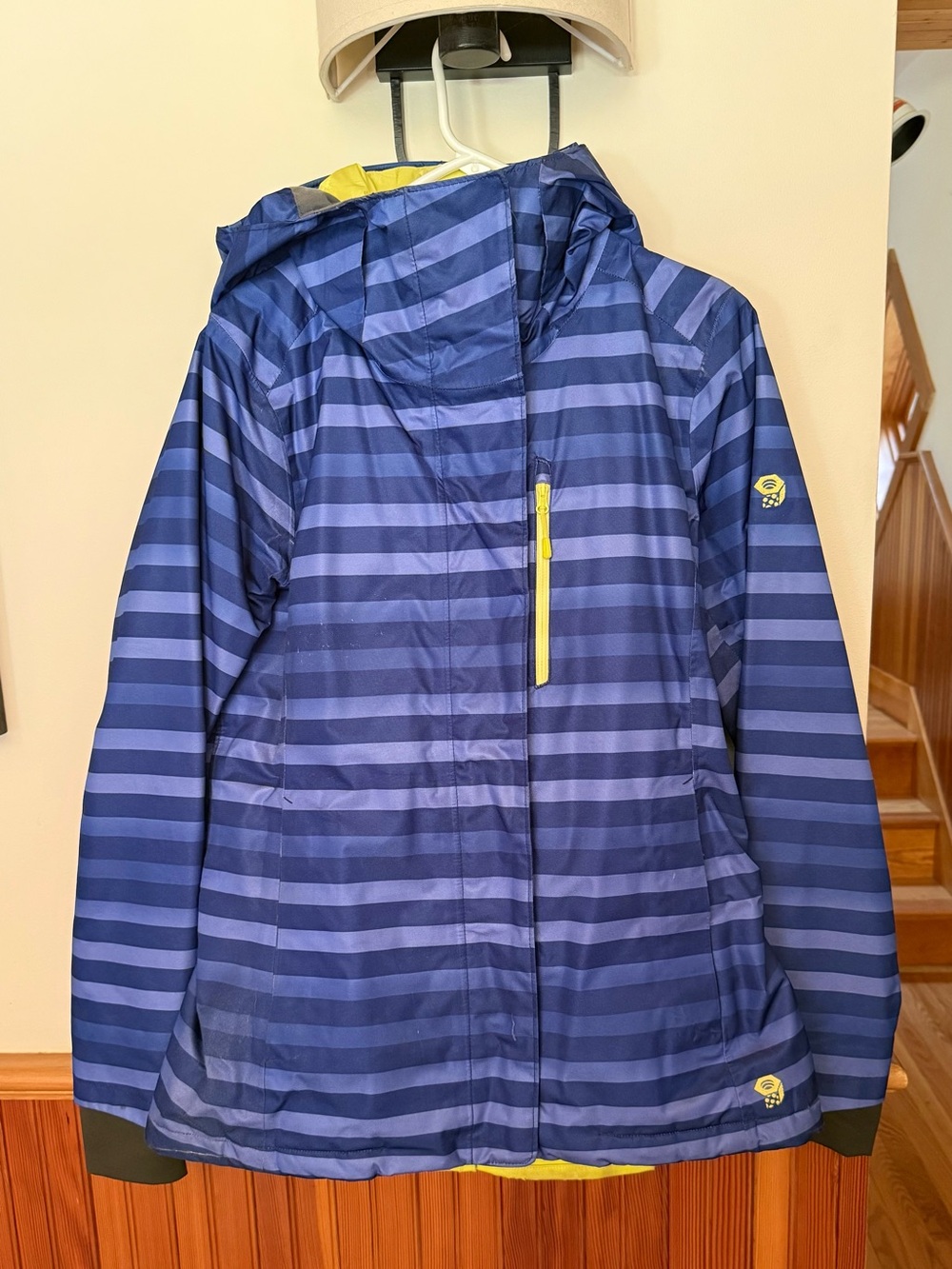 Mountain Hardwear Womens Blue Striped Hooded Ski Jacket with Yellow Accents